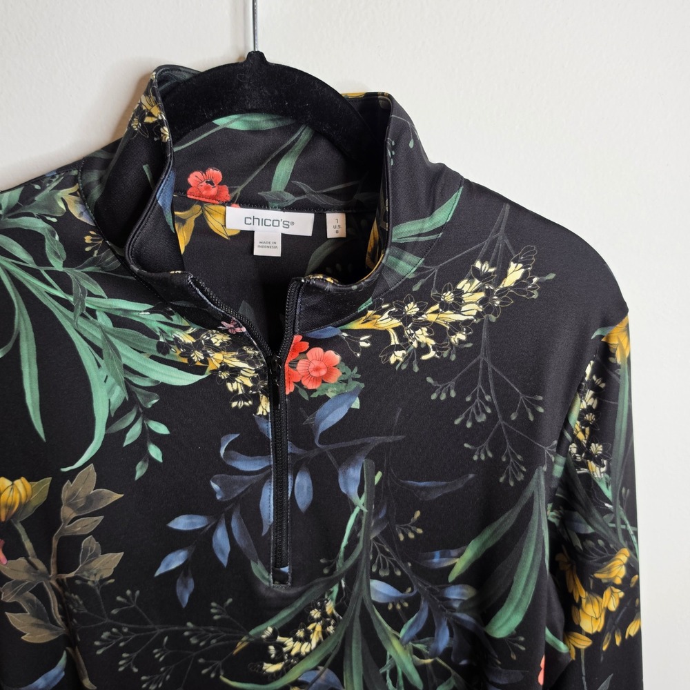 Chico's Floral Quarter Zip Pullover Womens 1 (8) - Picture 3 of 5